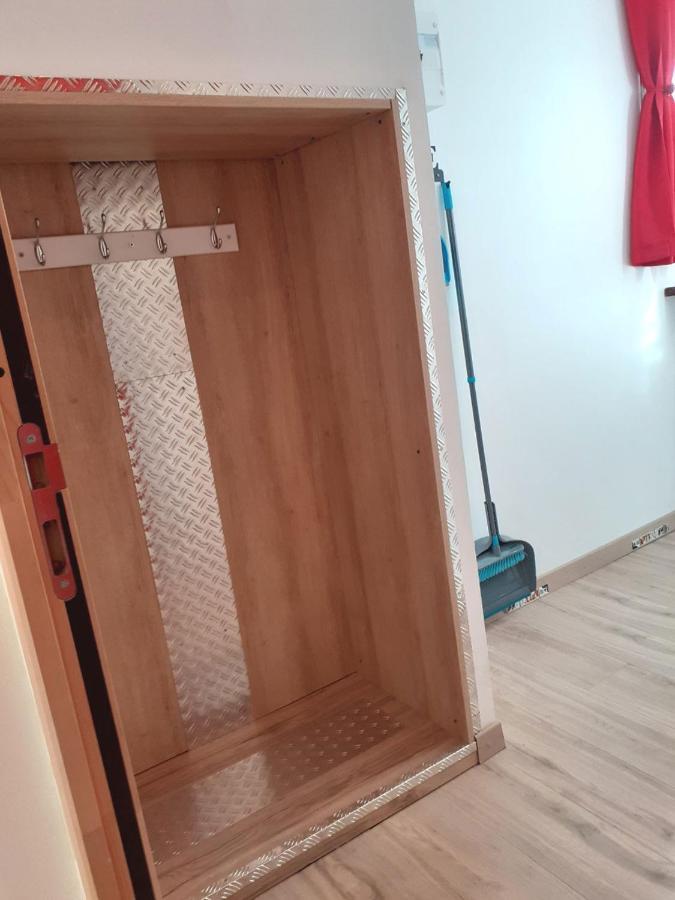 Apartment Tres Joli Studio: Private Parking & Garden Access Razac-sur-l'Isle