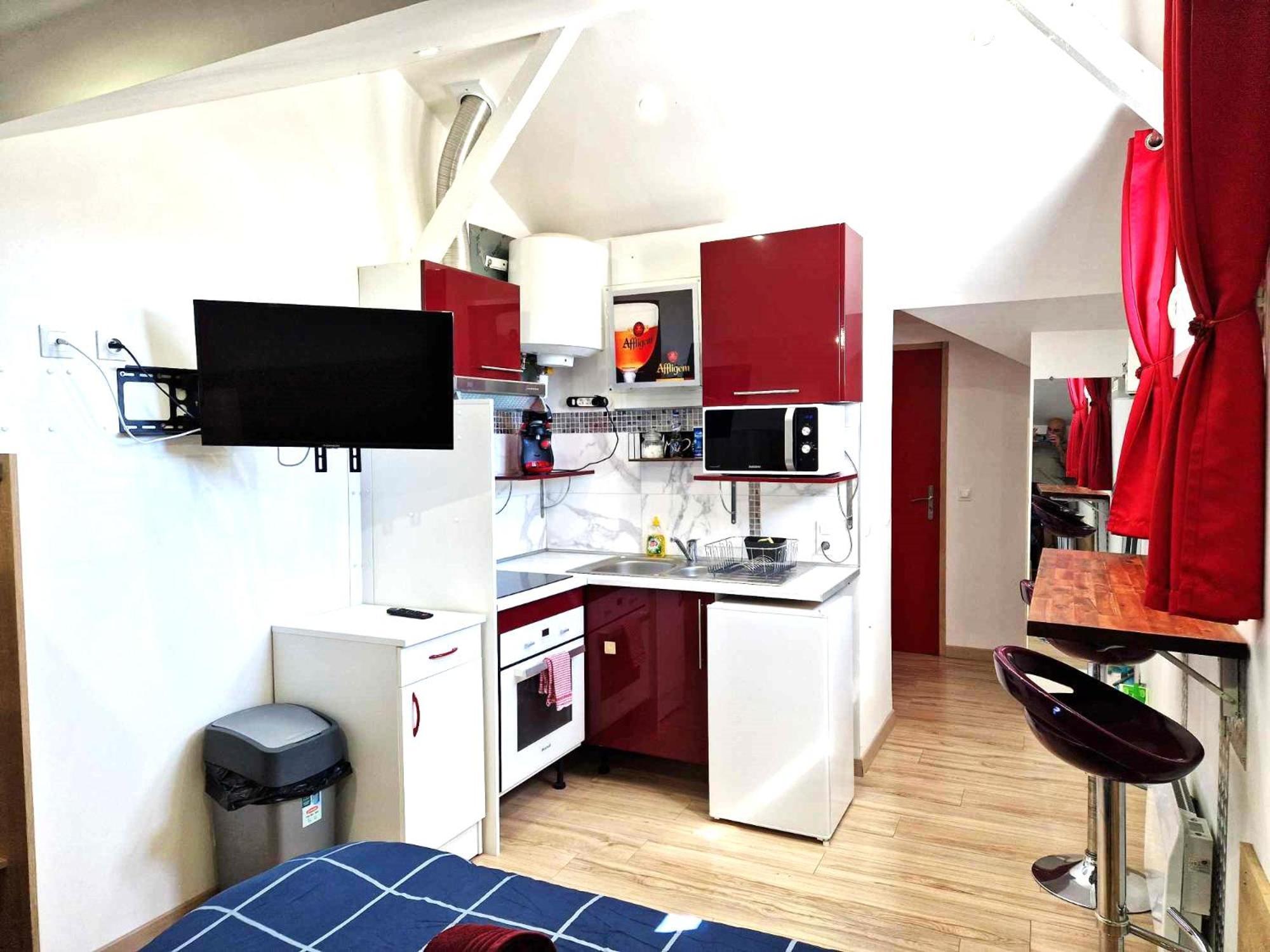 Apartment Tres Joli Studio: Private Parking & Garden Access Razac-sur-l'Isle